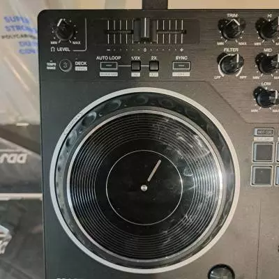 Pioneer DDJ-REV1 2